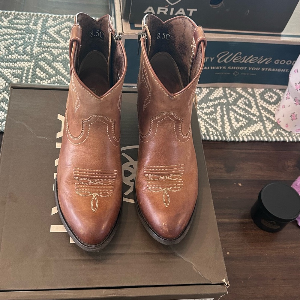 Ariat Women's Brown Sugar "Darlin"  Leather Western Boots